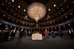 Sul-set-de-La-traviata-film-opera-con-direzione-di-Daniele-Gatti-regia-e-scene-Mario-Martone_ph-Fabrizio-Sansoni-Opera-Roma-2021_1950